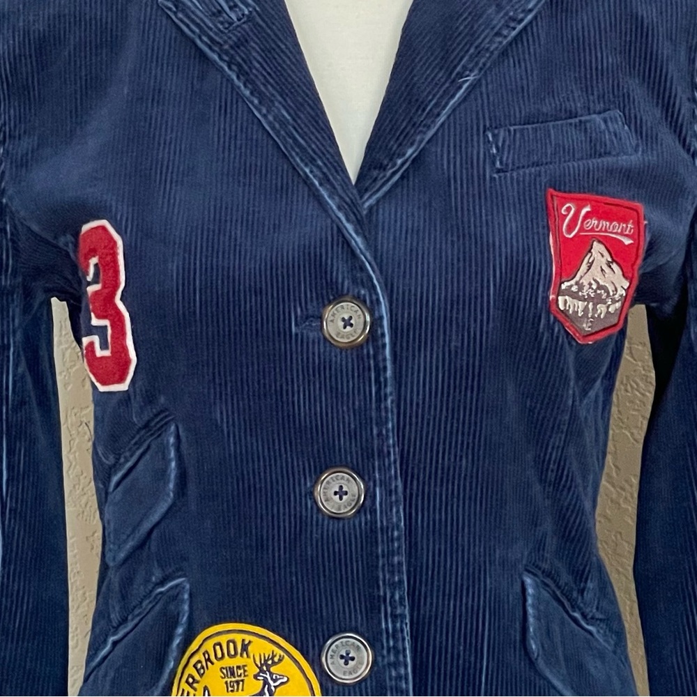 NWOT American eagle navy corduroy blazer with decorative patches - Picture 2 of 6